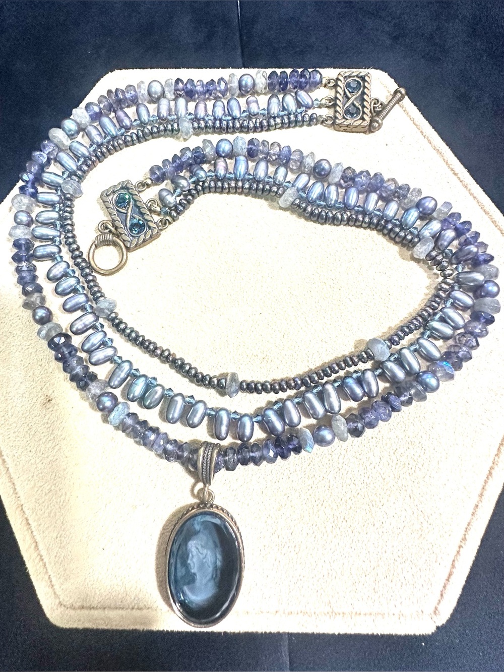 Vtg: EXTASIA Intaglio Pearl & Crystal Beaded Triple Strand Necklace